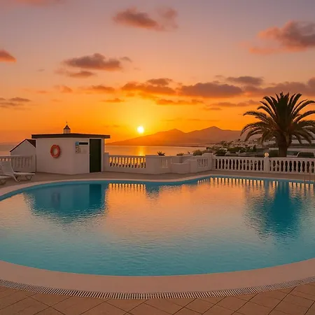 Apartment Arthouse Sea View - Acquamarina E Zaffiro Puerto del Carmen (Lanzarote)