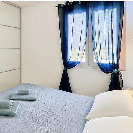 Apartment Arthouse Sea View - Acquamarina E Zaffiro Puerto del Carmen (Lanzarote)