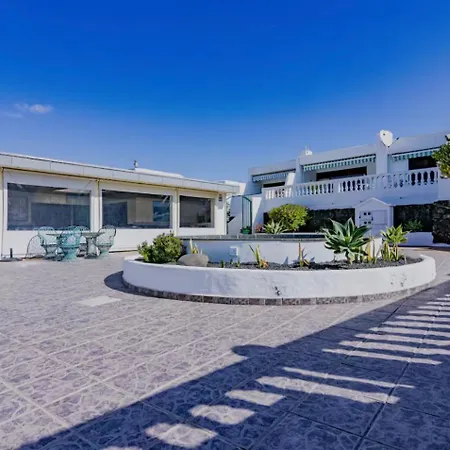 Arthouse Sea View - Acquamarina E Zaffiro Apartment Puerto del Carmen (Lanzarote)