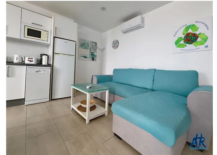 Arthouse Sea View - Acquamarina E Zaffiro * Puerto del Carmen (Lanzarote)